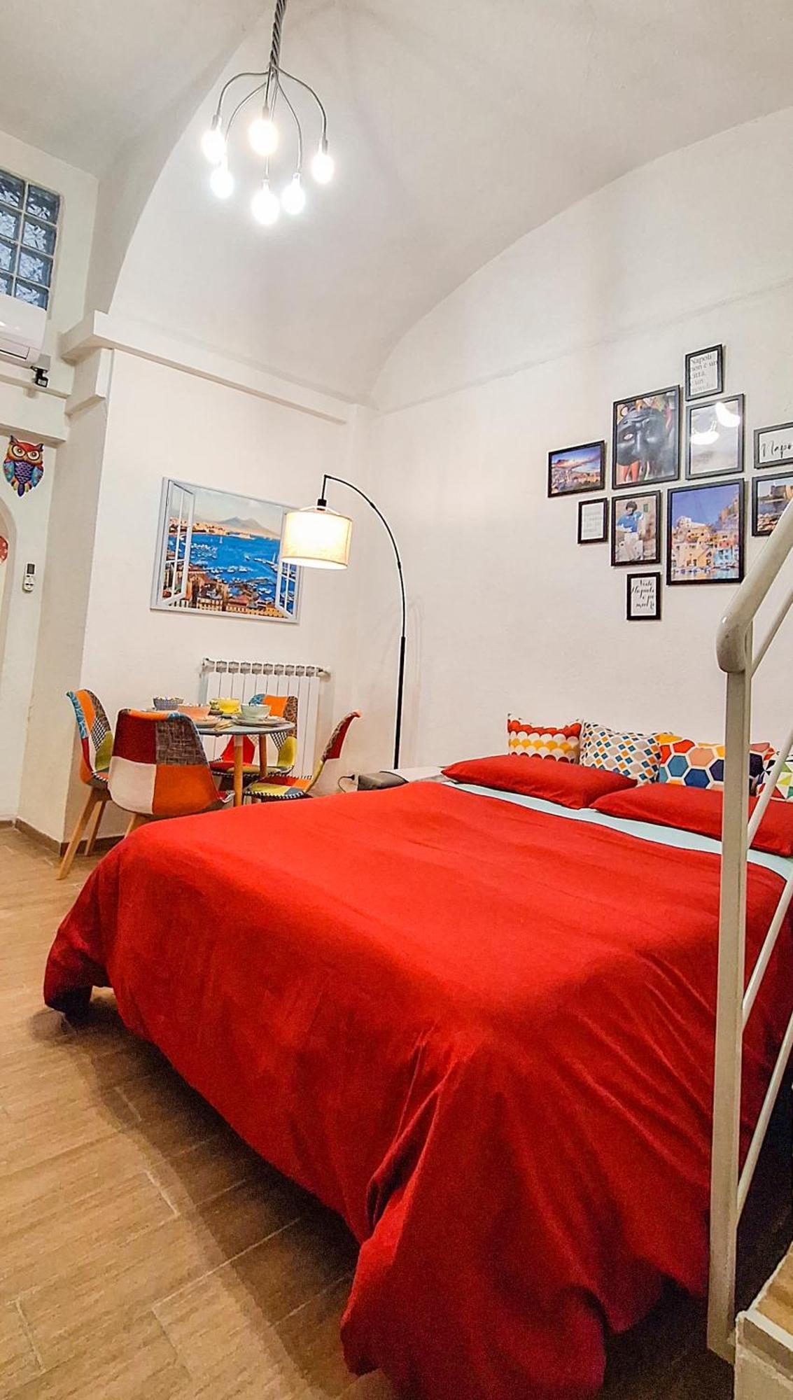 La Grotta Bianca Apartment เนเปิลส์ ภายนอก รูปภาพ